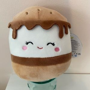 Carmelita Squishmallow